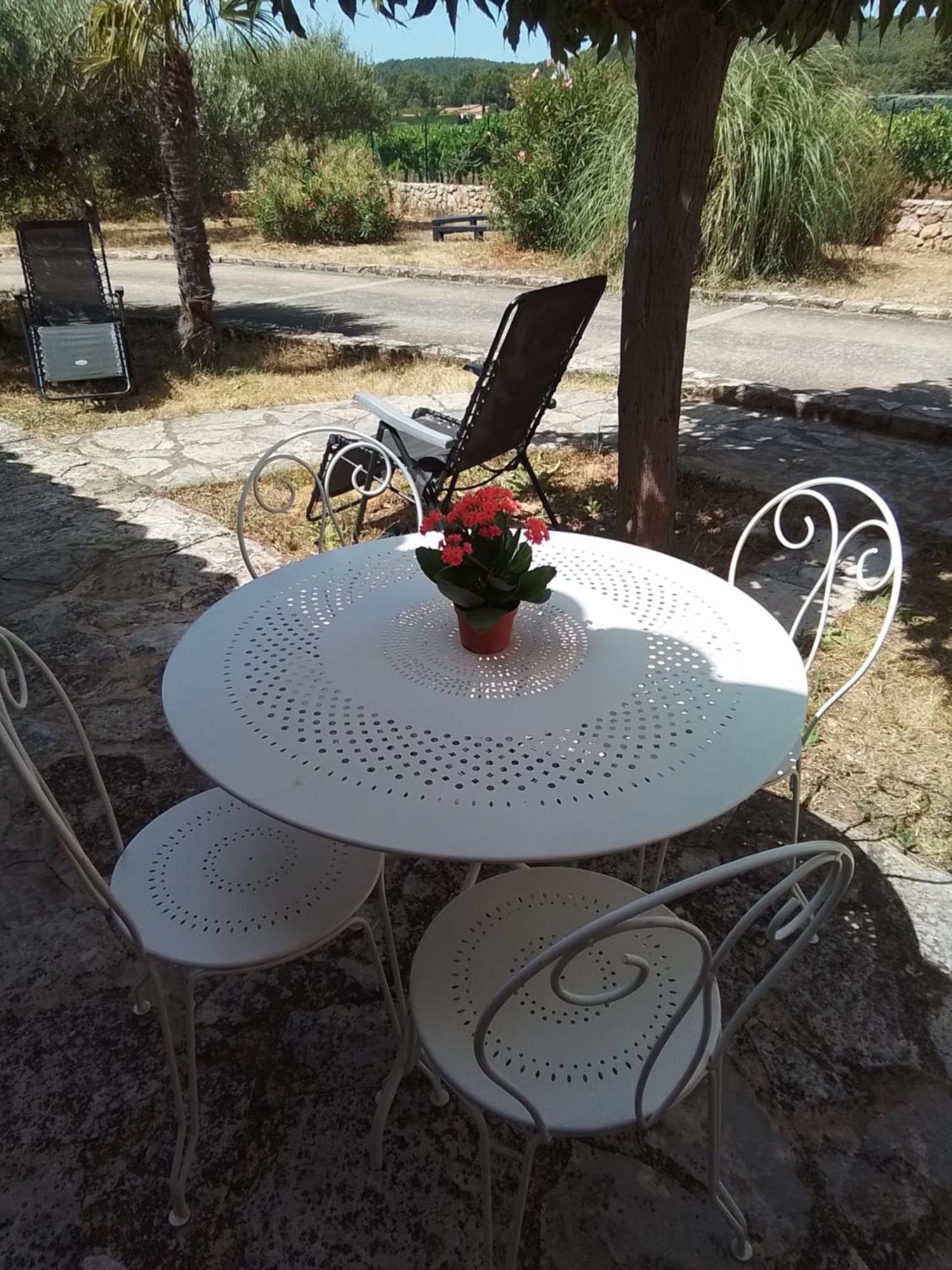 Cotignac Sejour Vacances Екстер'єр фото